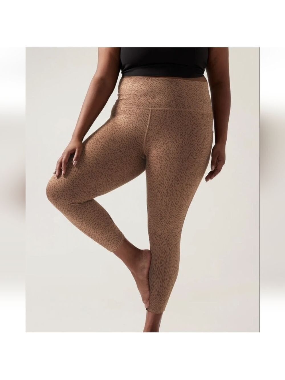 1X • Athleta • Salutation Stash 7/8 Tights - Shanti Animal Print
